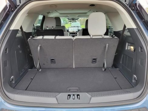 New 2025 Ford Explorer Active w/ Active Comfort Package image 8