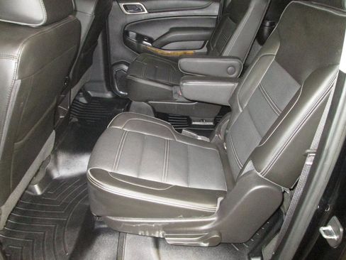 Used 2017 GMC Yukon XL Denali w/ Open Road Package image 28