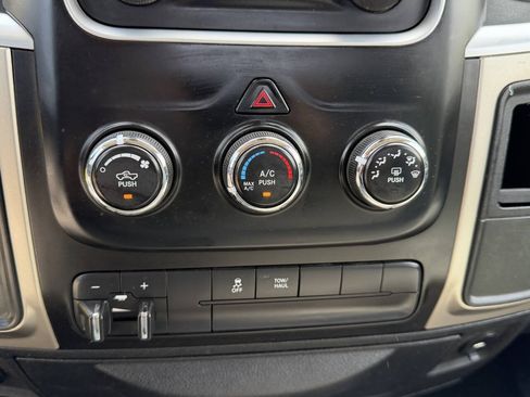 Used 2014 RAM 3500 SLT AWD/4WD image 12
