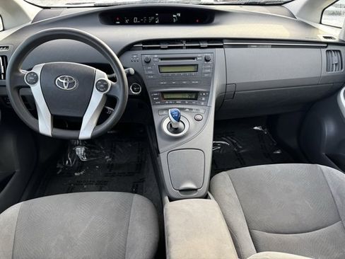 Used 2011 Toyota Prius Two image 7