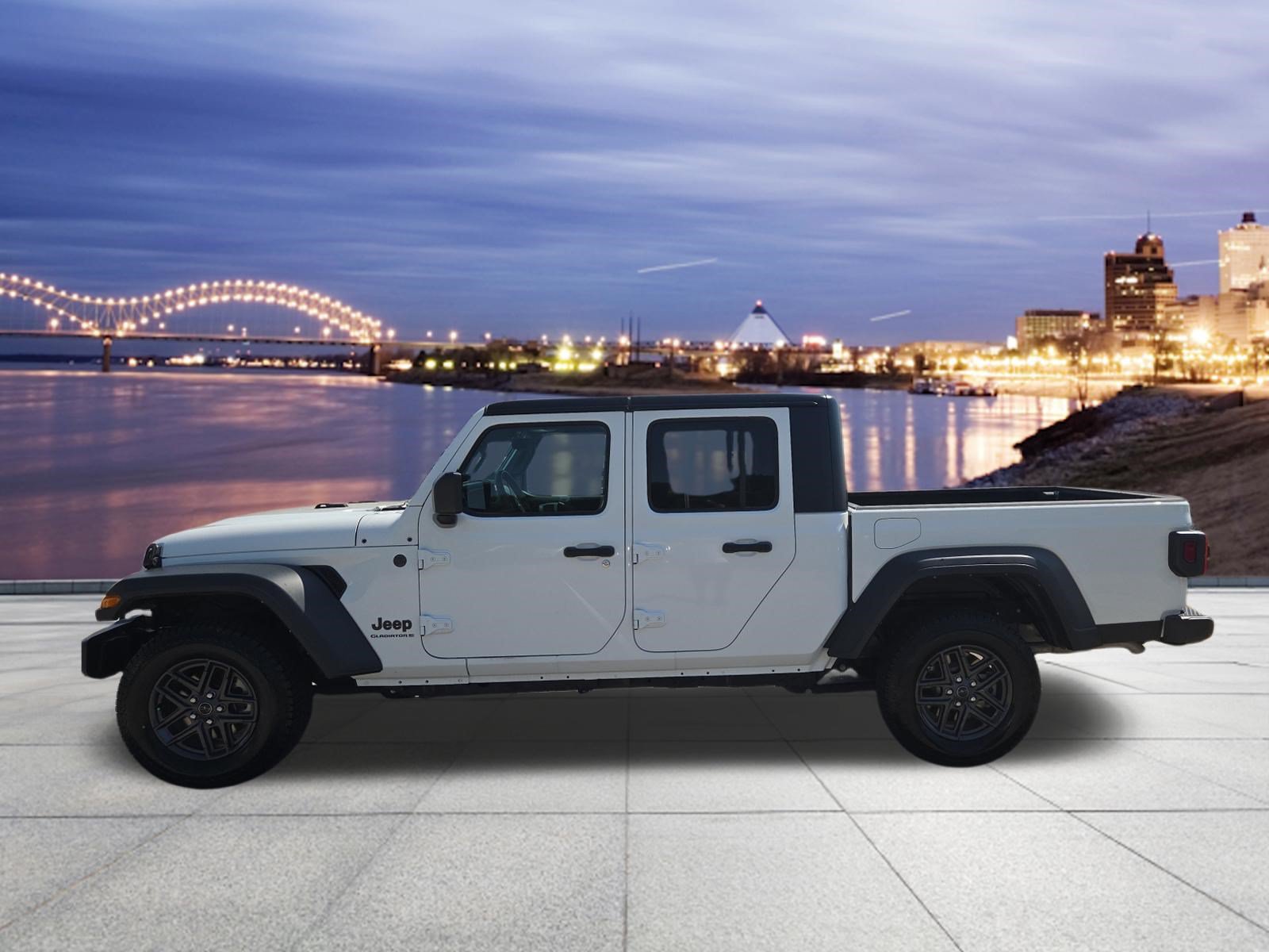 Used 2025 Jeep Gladiator Sport AWD/4WD image 2