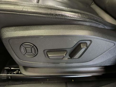 Used 2022 Audi Q3 2.0T Premium Plus w/ Premium Plus Package image 17