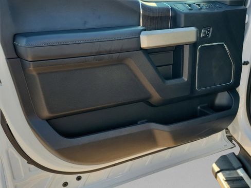 Used 2021 Ford F250 Lariat w/ Lariat Value Package image 22