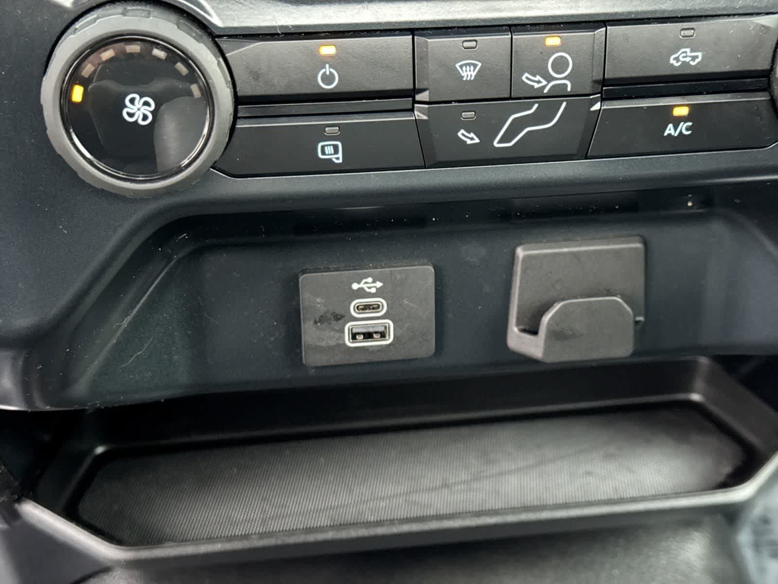Used 2025 Ford F150 XL RWD image 34
