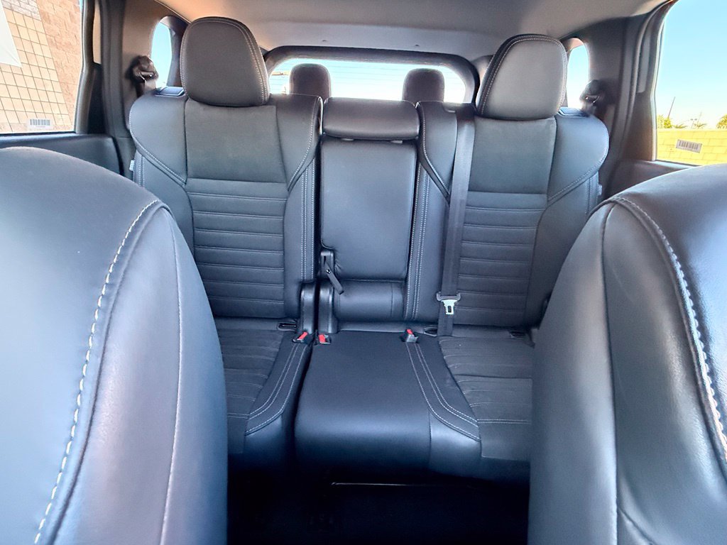 Used 2025 Mitsubishi Outlander SE AWD/4WD image 17