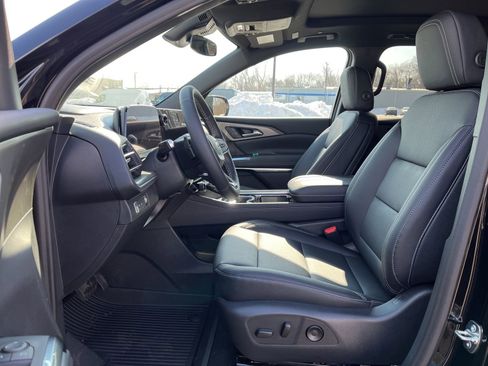 New 2026 Chevrolet Traverse LT w/ Sun and Wheel Package image 13