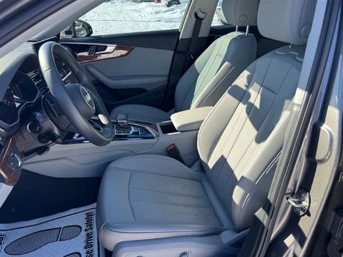 Used 2022 Audi A4 2.0T Premium w/ Convenience Package image 12