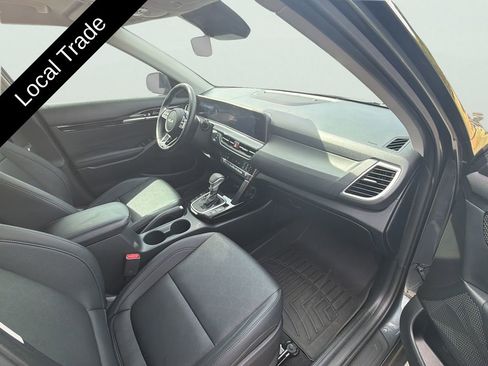 Used 2024 Kia Seltos EX FWD image 41