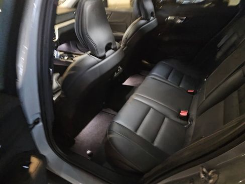 Certified 2025 Volvo V60 B5 Cross Country Ultra image 13