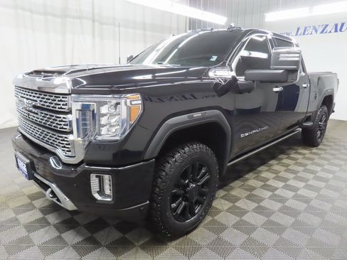 Used 2021 GMC Sierra 2500 Denali w/ Denali Black Diamond Edition image 6