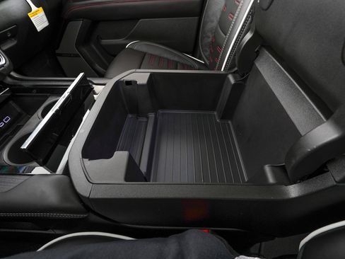 Used 2025 GMC Yukon XL AT4 Ultimate image 34