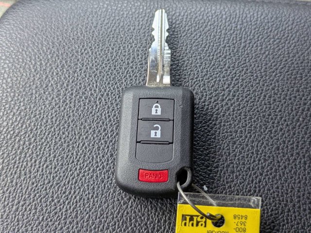 Used 2025 Mitsubishi Outlander Sport LE AWD/4WD image 30