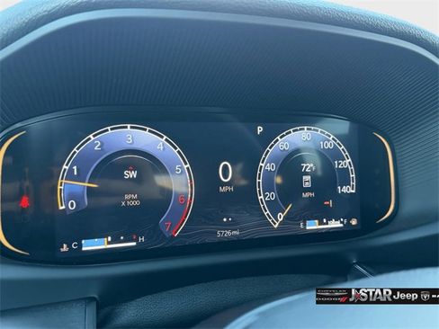 Used 2024 Jeep Wagoneer Series II w/ Convenience Group I image 15