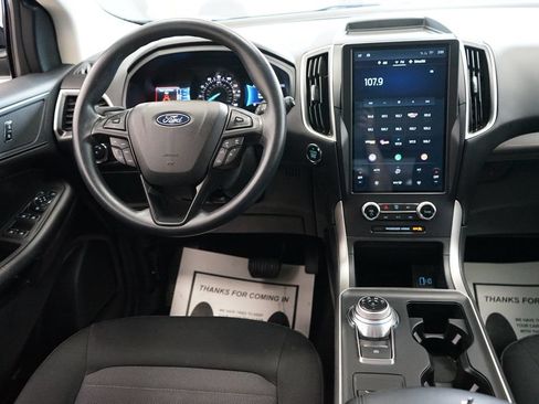 Used 2023 Ford Edge SE w/ Black Appearance Package AWD/4WD image 9