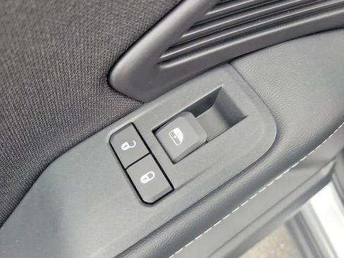 New 2026 Jeep Cherokee Laredo image 15