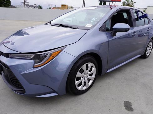 Certified 2025 Toyota Corolla LE image 4