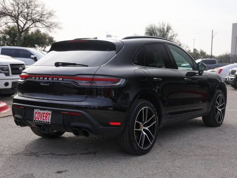 Used 2025 Porsche Macan image 4