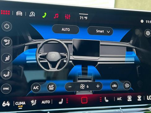 Certified 2026 Volkswagen Tiguan SE R-Line AWD/4WD image 20