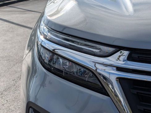 Certified 2024 Chevrolet Equinox LT image 11