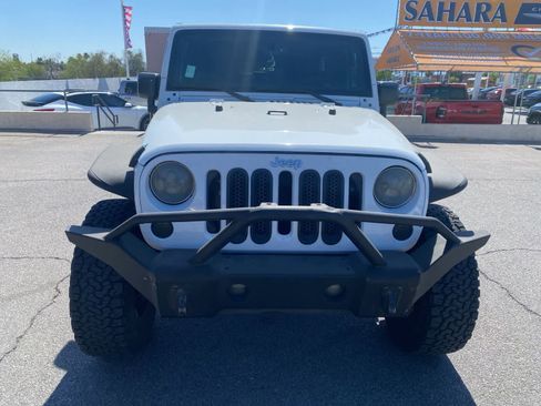 Used 2017 Jeep Wrangler Unlimited Sport w/ Quick Order Package 24S AWD/4WD image 3