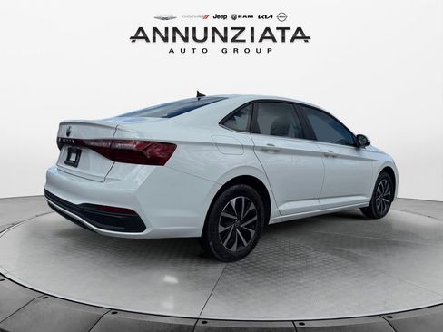 Used 2025 Volkswagen Jetta S image 5