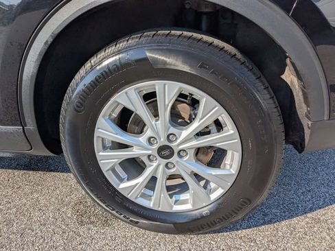 Used 2025 Ford Escape Active AWD/4WD image 10