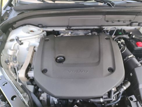 Used 2022 Volvo XC60 B6 Inscription w/ Advanced Package image 26