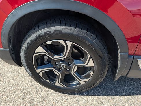 Used 2018 Honda CR-V Touring image 16