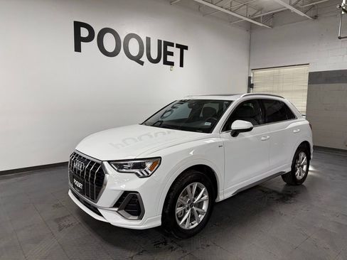 Used 2023 Audi Q3 2.0T Premium Plus w/ Premium Plus Package image 2