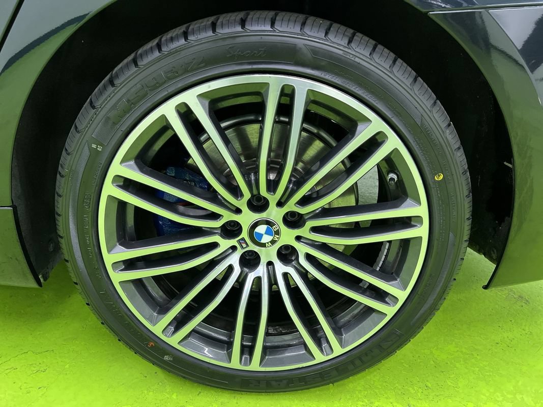 Used 2018 BMW 530e RWD image 15