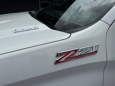Used 2023 Chevrolet Silverado 1500 RST w/ Z71 Off-Road Package AWD/4WD image 11