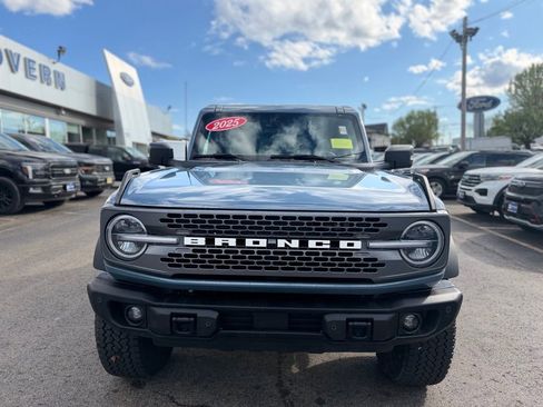 Used 2025 Ford Bronco Badlands AWD/4WD image 10