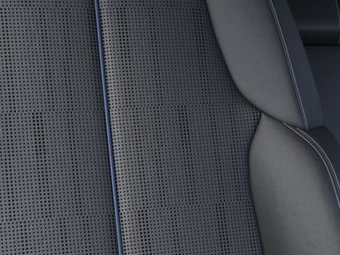 New 2025 Cadillac Lyriq Luxury image 57