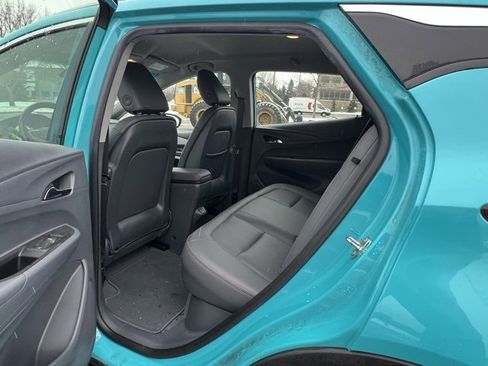 Used 2021 Chevrolet Bolt Premier w/ Infotainment Package image 29