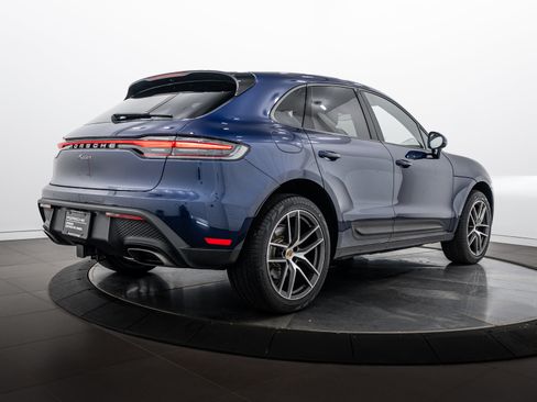 Certified 2026 Porsche Macan AWD/4WD image 7