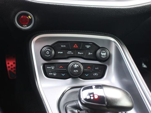 Used 2020 Dodge Challenger GT w/ Driver Convenience Group image 18