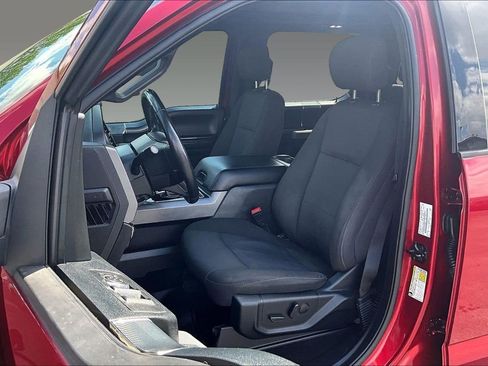 Used 2019 Ford F150 XLT w/ Equipment Group 302A Luxury AWD/4WD image 14