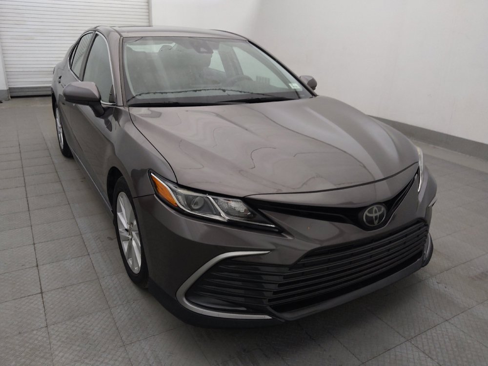 Used 2022 Toyota Camry LE FWD image 13