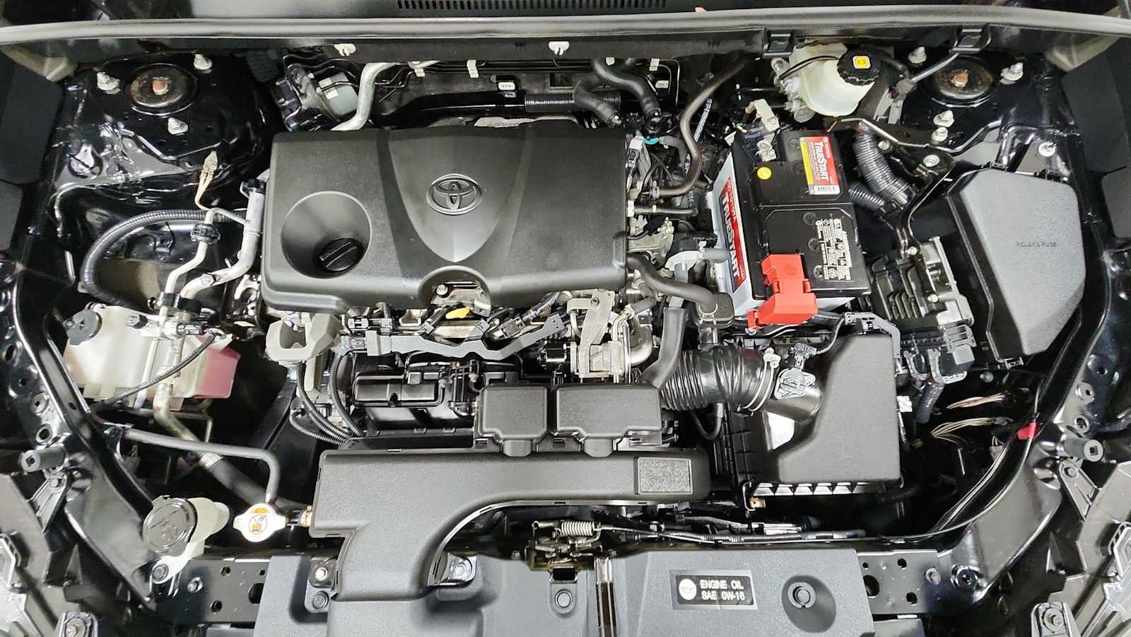 Certified 2019 Toyota RAV4 LE w/ Carpet Mat Package AWD/4WD image 30