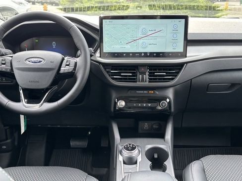 New 2025 Ford Escape SE image 21