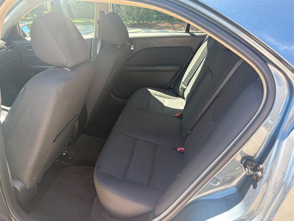 Used 2011 Ford Fusion SE w/ 201A Rapid Spec Order Code FWD image 11