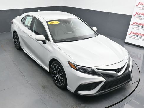 Used 2023 Toyota Camry SE image 26