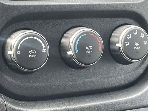 Used 2021 RAM ProMaster 1500 FWD image 4