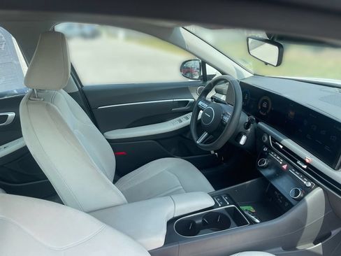 Used 2025 Hyundai Sonata SEL FWD image 36