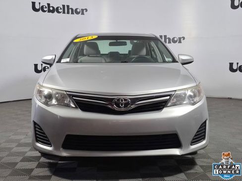 Used 2013 Toyota Camry LE FWD image 2