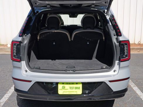 Used 2025 Volvo EX90 Ultra AWD/4WD image 9