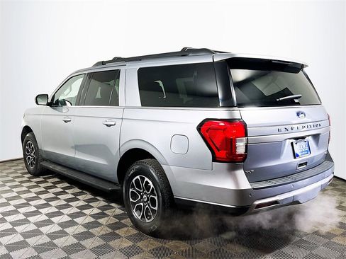 Used 2024 Ford Expedition Max XLT image 6