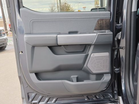 Used 2021 Ford F150 Lariat w/ Equipment Group 502A High image 41