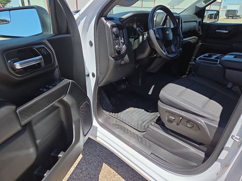 Used 2024 Chevrolet Silverado 1500 Custom AWD/4WD image 11