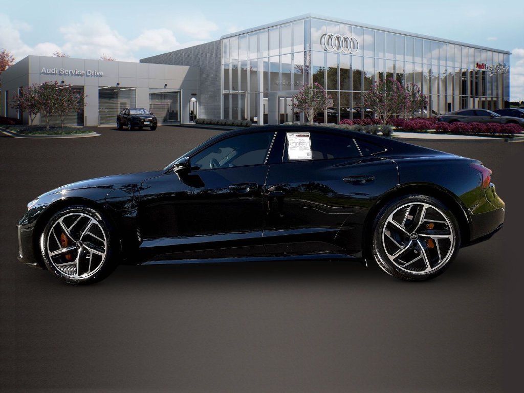 Used 2024 Audi RS e-tron GT w/ Carbon Performance Package AWD/4WD image 4